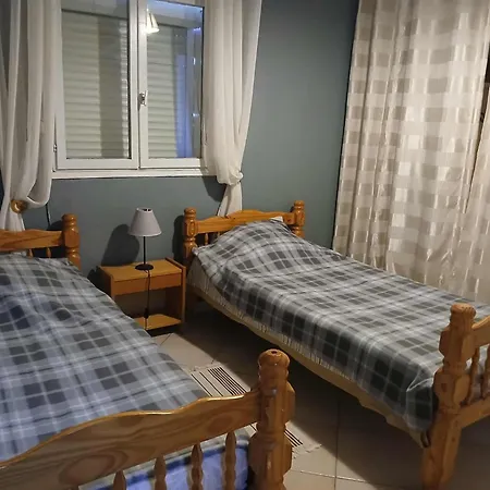 Appartement 2 Pieces Petit Village Au Calme *